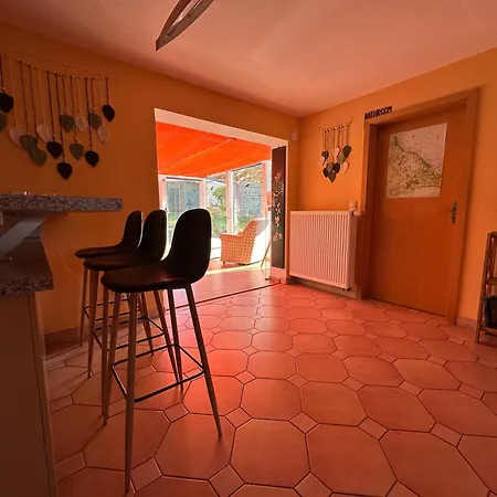 Privatunterkunft, Ganzes Fischerhaeuschen In Garz Bei Kayser's *