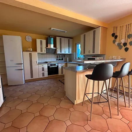 Vakantiehuis Privatunterkunft, Ganzes Fischerhaeuschen In Garz Bei Kayser's Garz (Usedom)