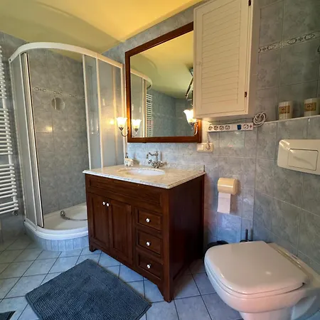 Vakantiehuis Privatunterkunft, Ganzes Fischerhaeuschen In Garz Bei Kayser's *