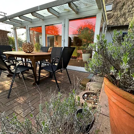 Privatunterkunft, Ganzes Fischerhaeuschen In Garz Bei Kayser's