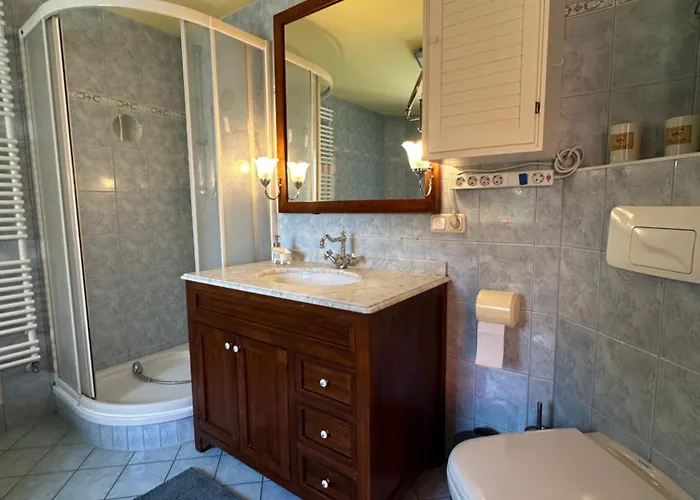 Prázdninový dům Privatunterkunft, Ganzes Fischerhaeuschen In Garz Bei Kayser's *